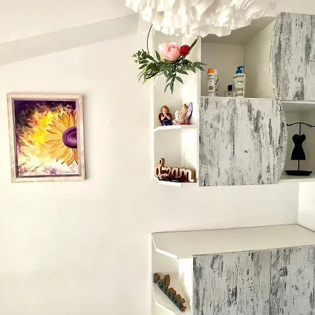 Town Place Apartment *