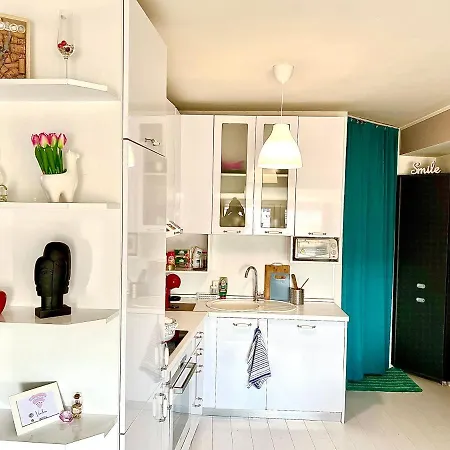 Town Place Apartment *